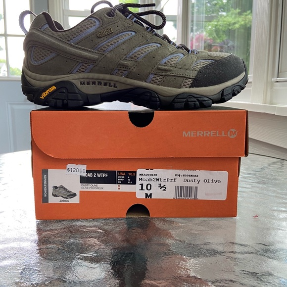Merrell Hiking Boots - Picture 3 of 3
